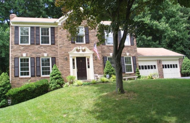 13608 CASTLE CLIFF WAY - 13608 Castle Cliff Way, Colesville, MD 20904