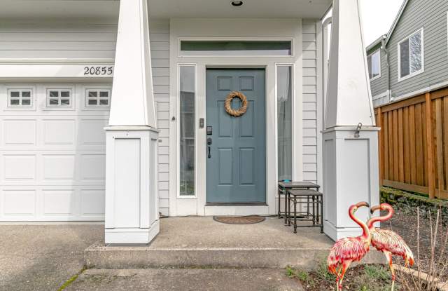 **$1000 OFF 2ND MONTH'S RENT** Spacious and Low-Maintenance 3BR End Townhouse Near Intel, Nike & Reed's Crossing!