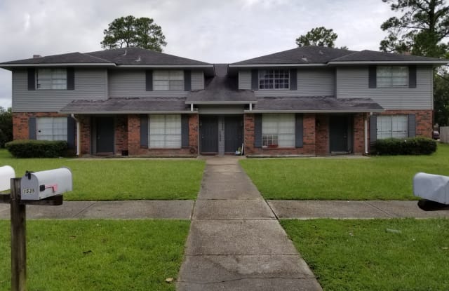 1533 Savannah Drive - 1533 Savannah Drive, Slidell, LA 70458