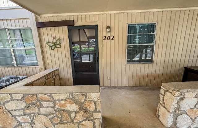 Photo of 1210 Hi Stirrup #202