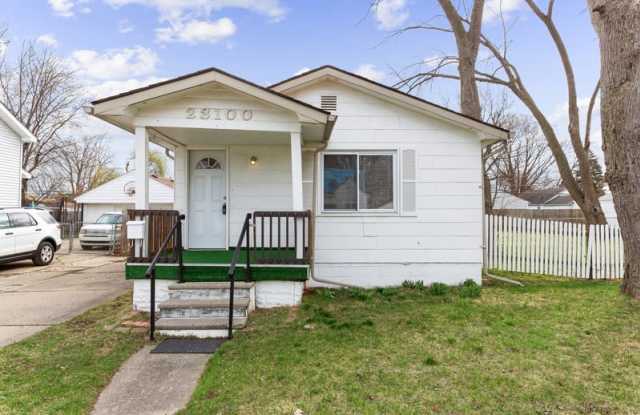 Photo of 23100 Shakespeare Avenue