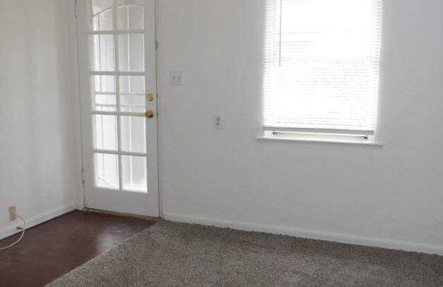 Charming home in Tehachapi - Move In Special: 1/2 off First Month's Rent!