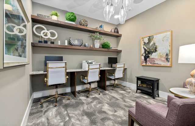 Everleigh Lakeline 60+ Active Adult Apartment Homes