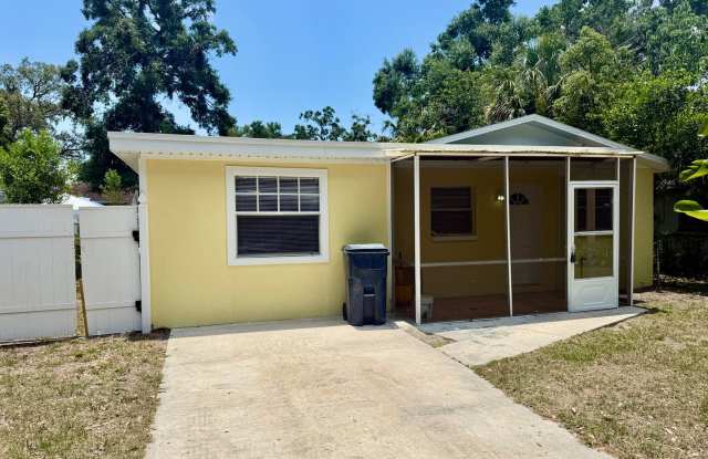 Fully Renovated and Modern 3/1 Available Now!