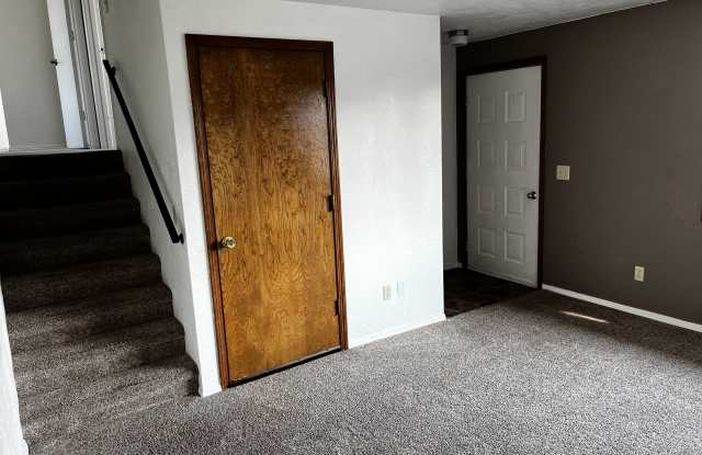 Photo of 227 25th Avenue Southeast