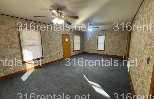 $799 - 2 bed 1 bath - Single Family Home