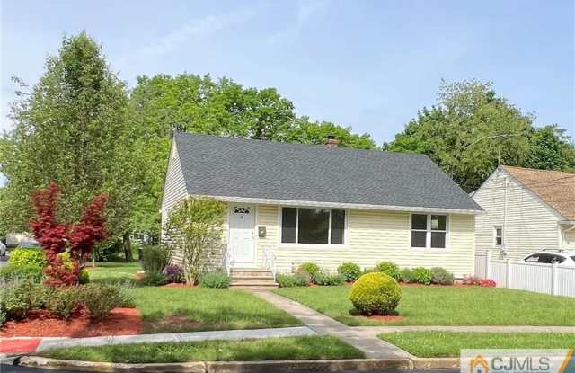 16 Washington Avenue
