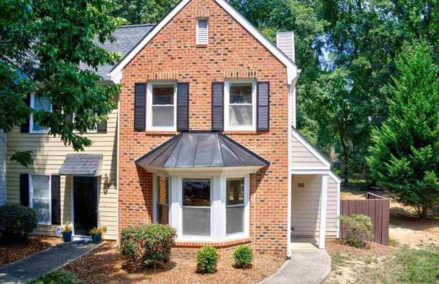 1 Forest Glen Unit 30 - 1 Forest Glen Dr, Durham, NC 27517