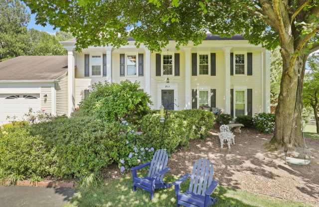 911 RIVA RIDGE DRIVE