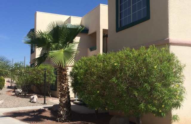 Condo, 2 Bedroom, Southside