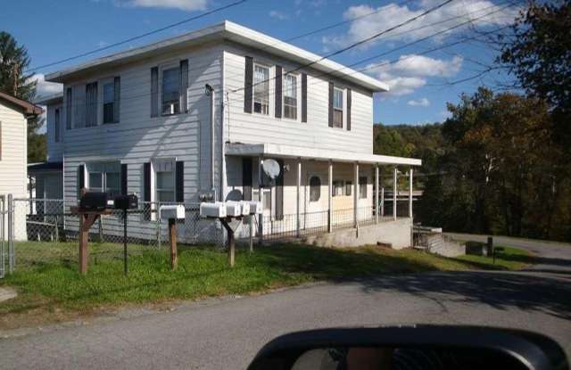 Photo of 1347 Montrose Ave