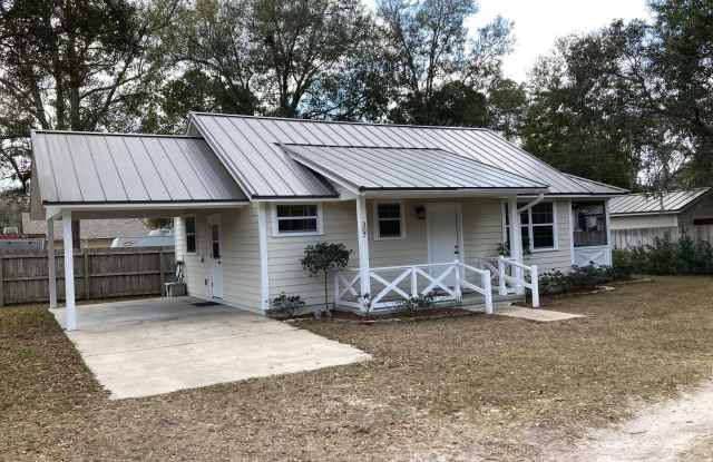 309 ARTHUR MOORE Drive