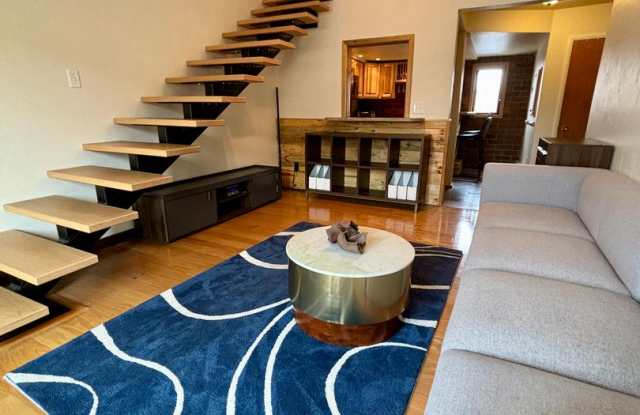 1 Bed 1 Bath Condo in the heart of Down Town!