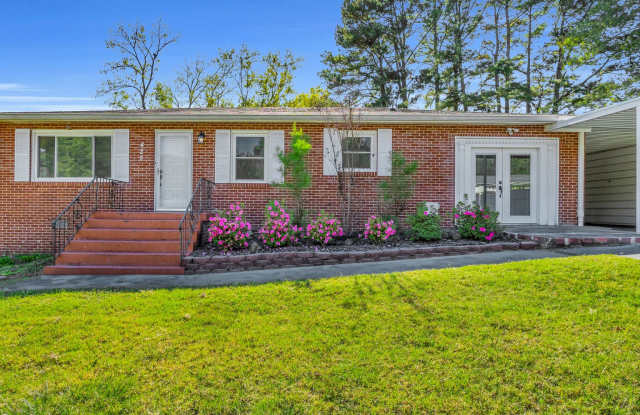 Charming Brick Rancher!