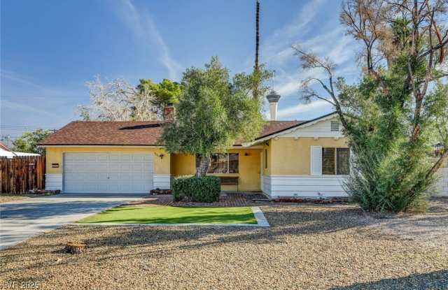 1516 Inverness Avenue