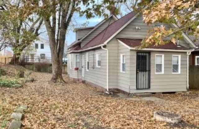 1941 West 77th Street