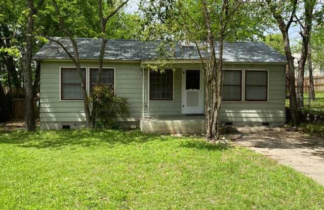 Funky East Side 2 Bedroom