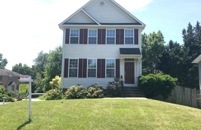 2350 CENTRAL AVENUE - 2350 Central Avenue, Dunn Loring, VA 22182