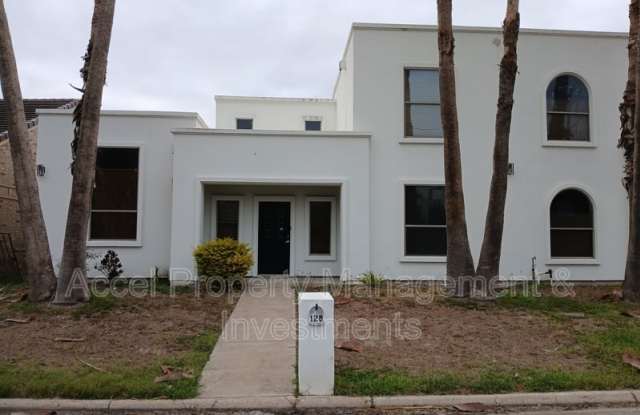 Photo of 128 San Jacinto St.