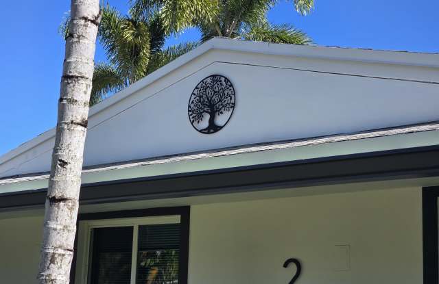 2308 Northwest 3rd Avenue