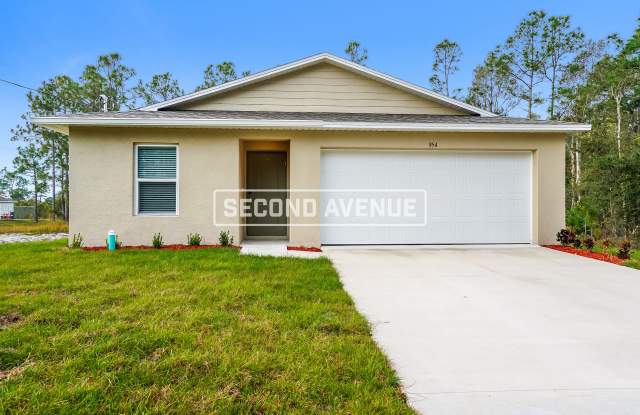 954 Pilgrim St E - 954 Pilgrim Street East, Lehigh Acres, FL 33974