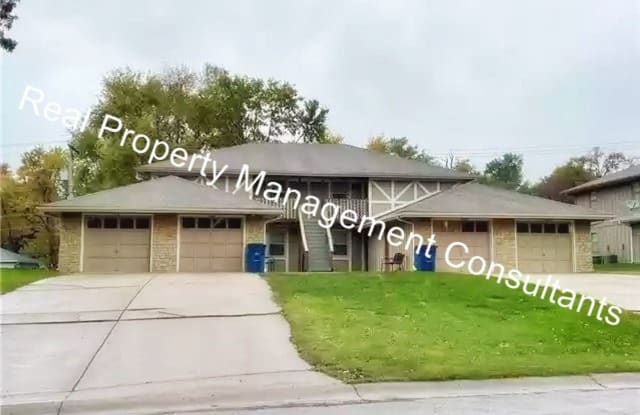 16604 E Gudgell Rd Unit B - 16604 Gudgell Road, Independence, MO 64055