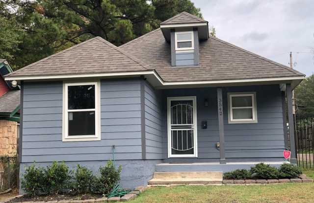 3542 DOUGLASS Ave
