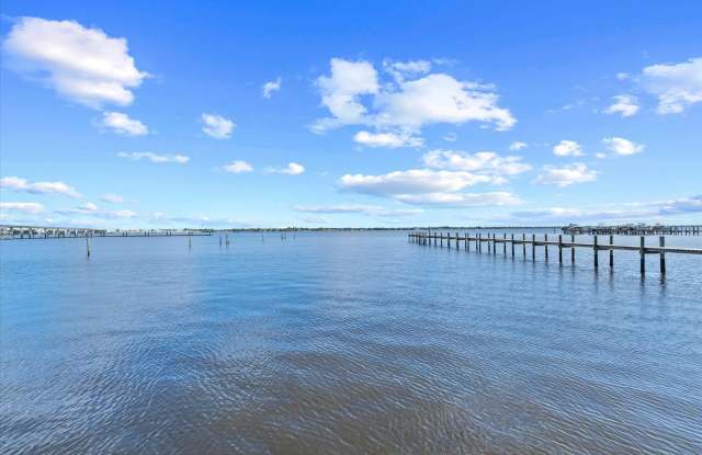 101 S Colorado Avenue