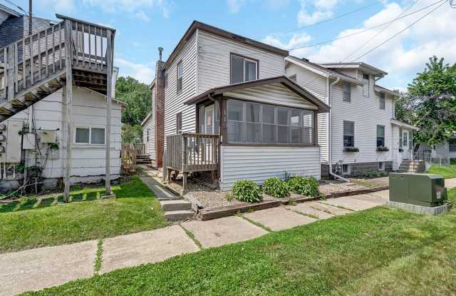 Photo of 119 Tremont St - Cedar Falls