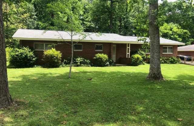 615 Forestdale Drive