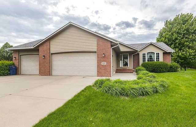 Photo of 5 Bedroom, 3 Bath Single Family Home