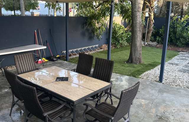 Photo of 1020 Northwest 55th Street