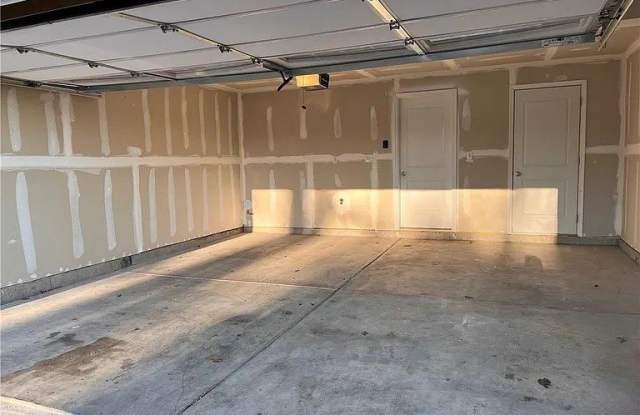 11923 Shire Walk Path