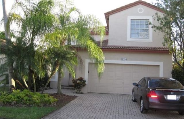 19250 Northwest 12th Manor - 19250 Northwest 12th Manor, Pembroke Pines, FL 33029