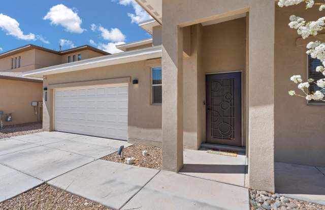 501 Whitten Trail SW