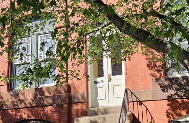 1809 MADISON AVENUE