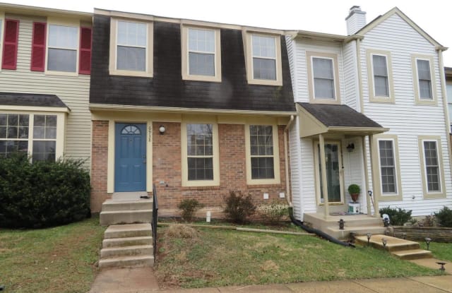 6938 HOVINGHAM COURT - 6938 Hovingham Court, Centreville, VA 20121