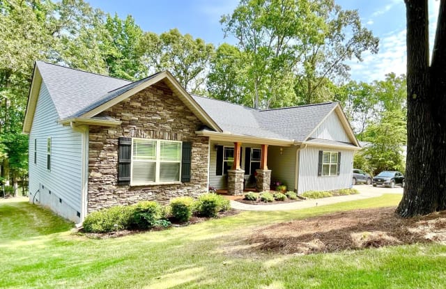 1055 Cove Circle - 1055 Cove Circle, Anderson County, SC 29626