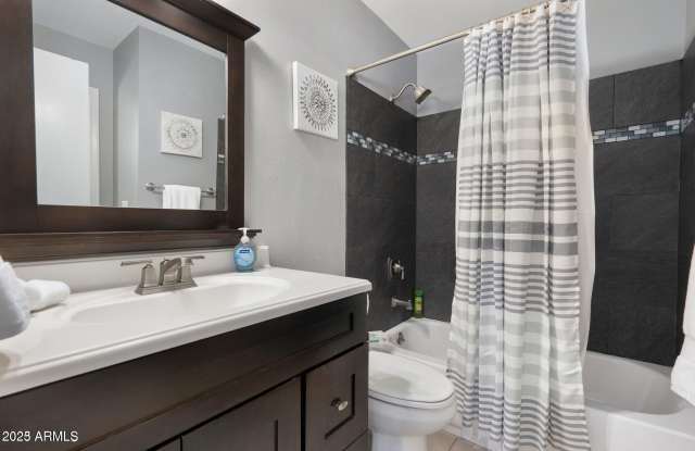 Photo of 6921 E OSBORN Road unit: D