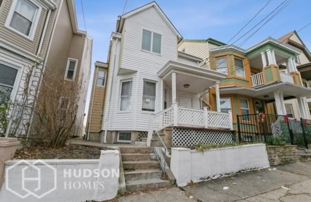 181 Kearney Street - 181 Kearney Street, Paterson, NJ 07522