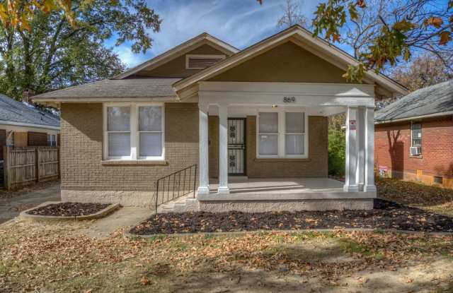 Photo of Beautifully renovated, open concept 3/2!