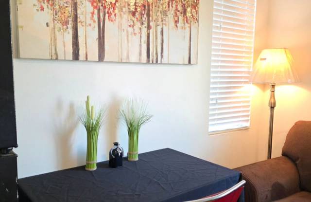 2610 E Embry Ln Unit B