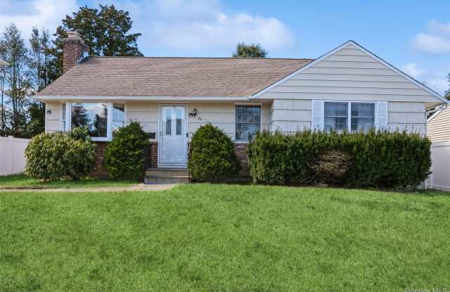 Photo of 26 Whitman Avenue