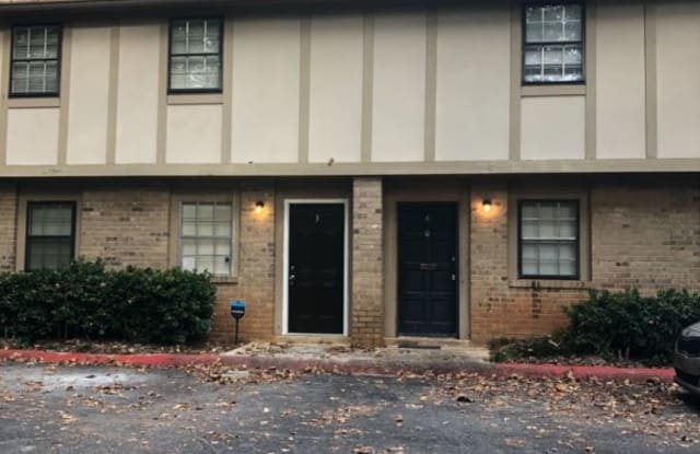 Stone Mountain Townhomes - 1150 Rankin St, Stone Mountain, GA 30083