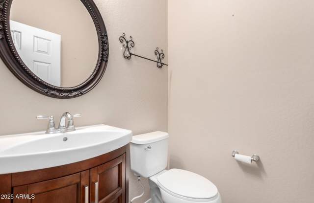 10809 W SADDLEHORN Road