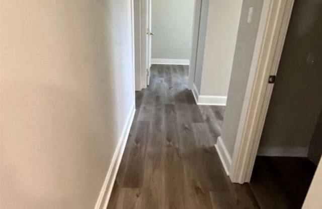 Photo of 618 S Tipton St