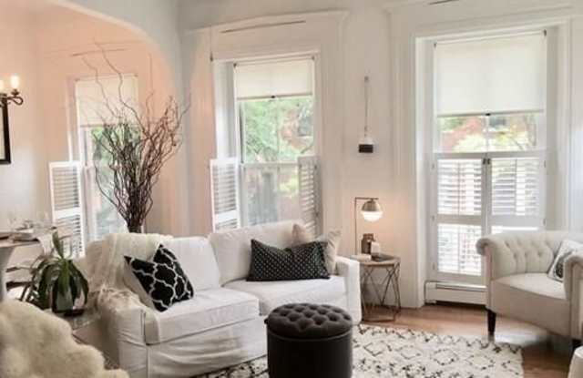 446 Shawmut Ave unit: 2