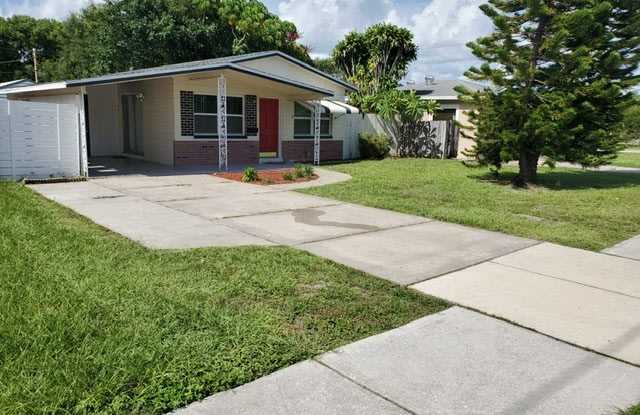 3811 13th Avenue North - 3811 13th Avenue North, St. Petersburg, FL 33713