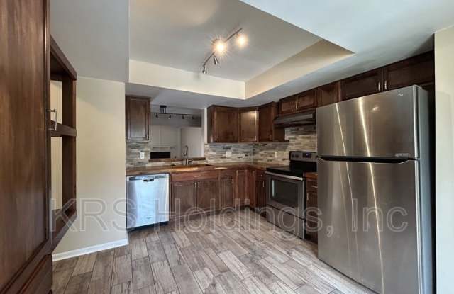 3859 Chimney Creek Dr