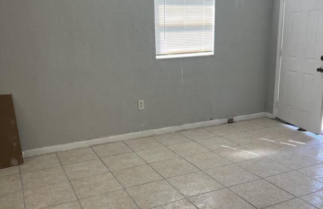 2201 Avenue G Avenue